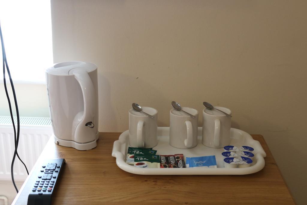Acorn Lodge Guest House - Free Parking Gosport Exterior foto