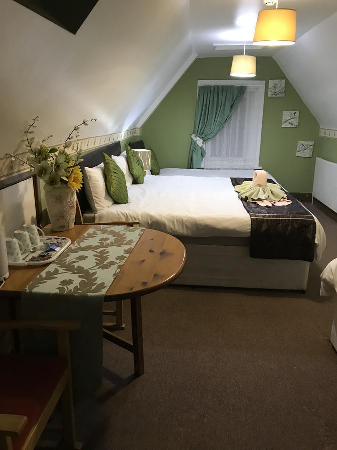 Acorn Lodge Guest House - Free Parking Gosport Exterior foto